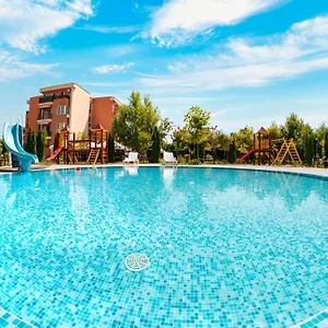 https://nessebar-and-holiday-fort-apartments.sunnybeach-hotels.org